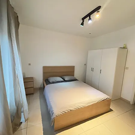 Habitacion Simple En Zaventem Belgica Exterior photo